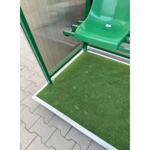 Wiata stadionowa 14 osobowa [ocynk + lakier] z podestem z trawą