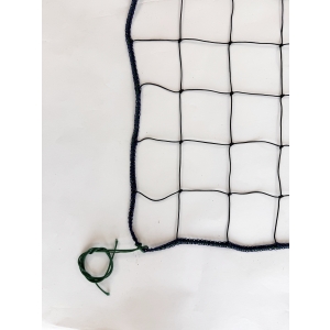 Siatka STANDARD do siatkówki, górna krawędź obszyta taśmą PCV w kolorze białym L=8500